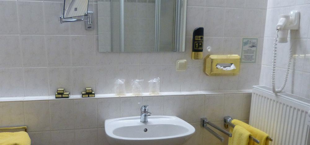 Hotel Am Hehlentor Celle Ngoại thất bức ảnh